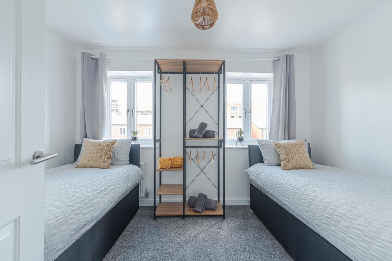 Beautiful New House In Derby For Up To 5 Guests, Suitable For Families Contractors Nhs Staff Etc Екстер'єр фото